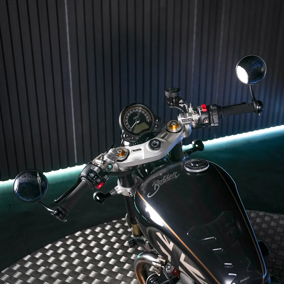 2020 TRIUMPH BOBBER TFC - LOW ODDS