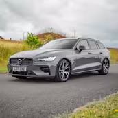 2021 Volvo V60 B4 MHEV R Design Estate + £3000