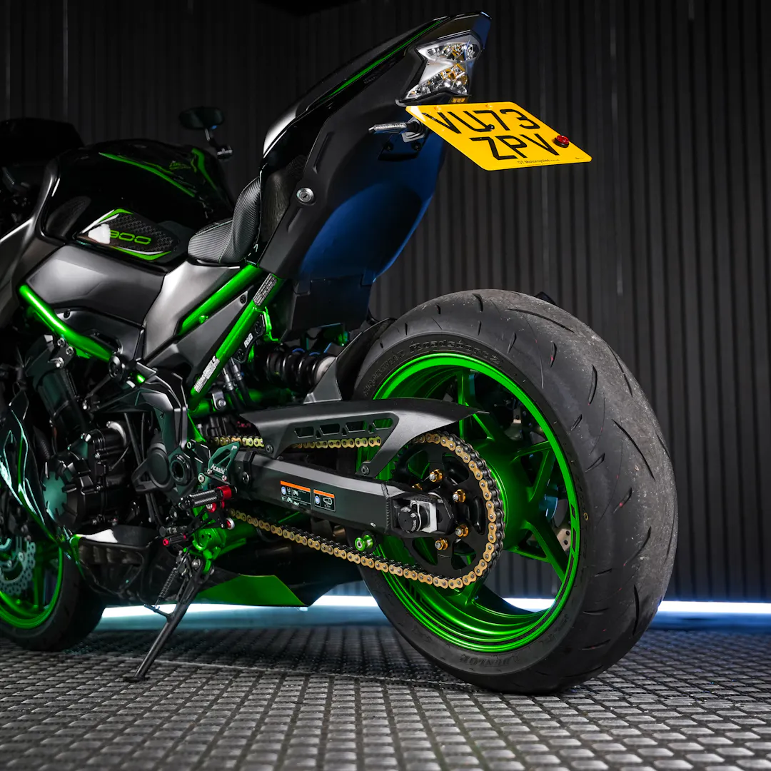2023 KAWASAKI ZR900 STREETFIGHTER
