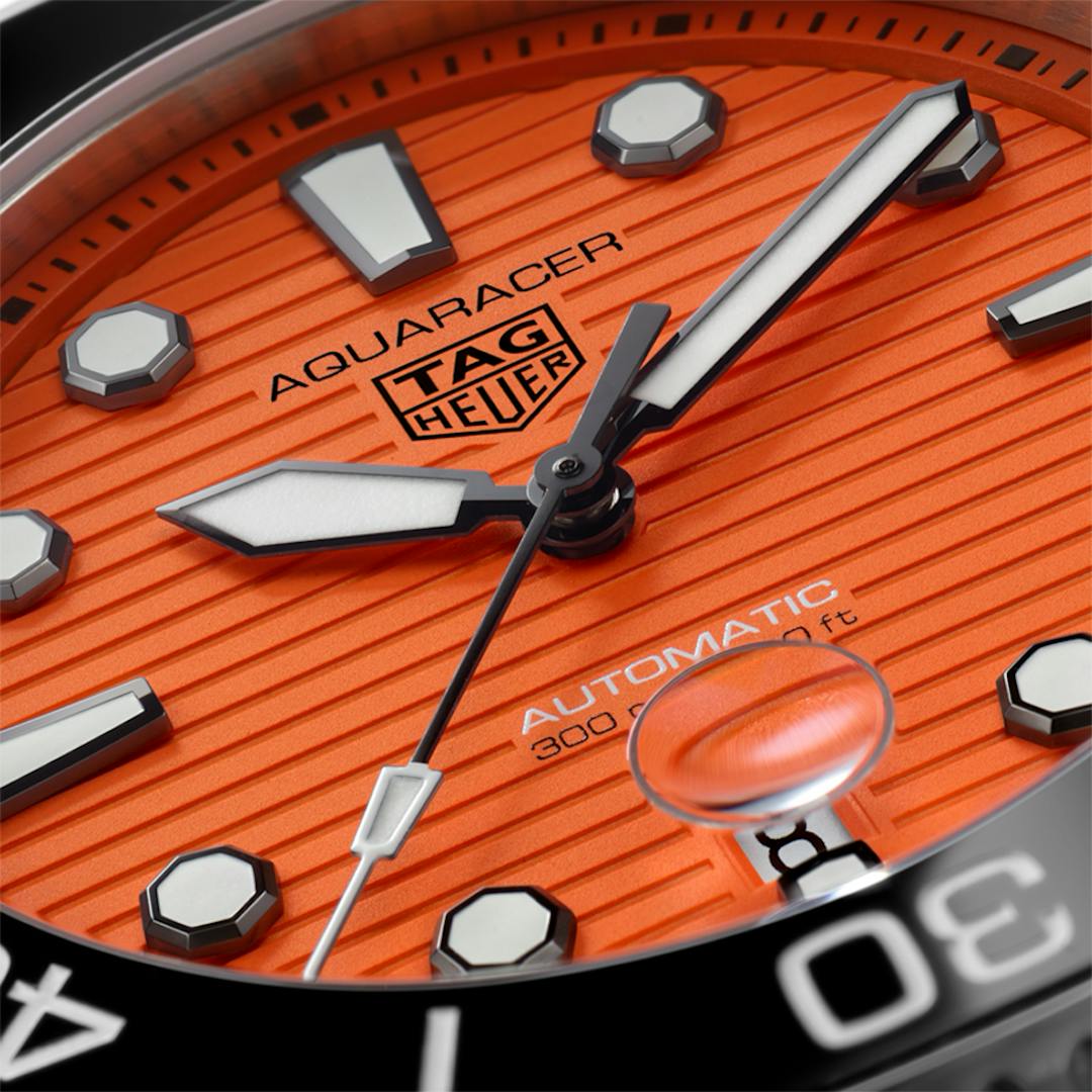 TAG HEUER AQUARACER PROFESSIONAL 300 ORANGE DIAL 43MM CALIBRE 5 AUTOMATIC