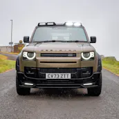 2024 Land Rover Defender 110 Obsidian + £5000