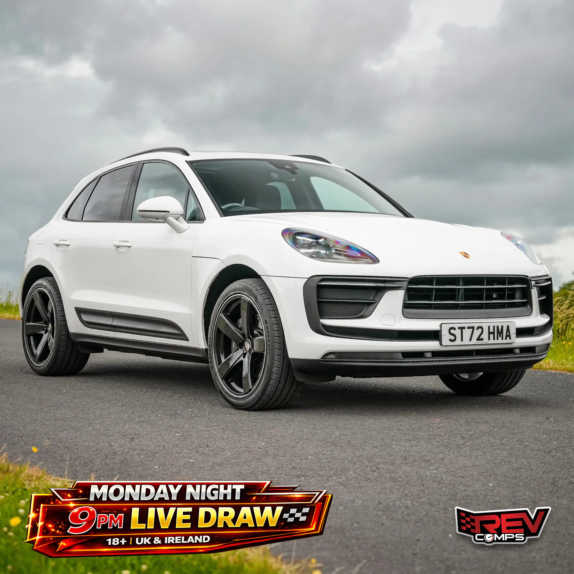 2022 PORSCHE MACAN 2.0L Turbo + £3000