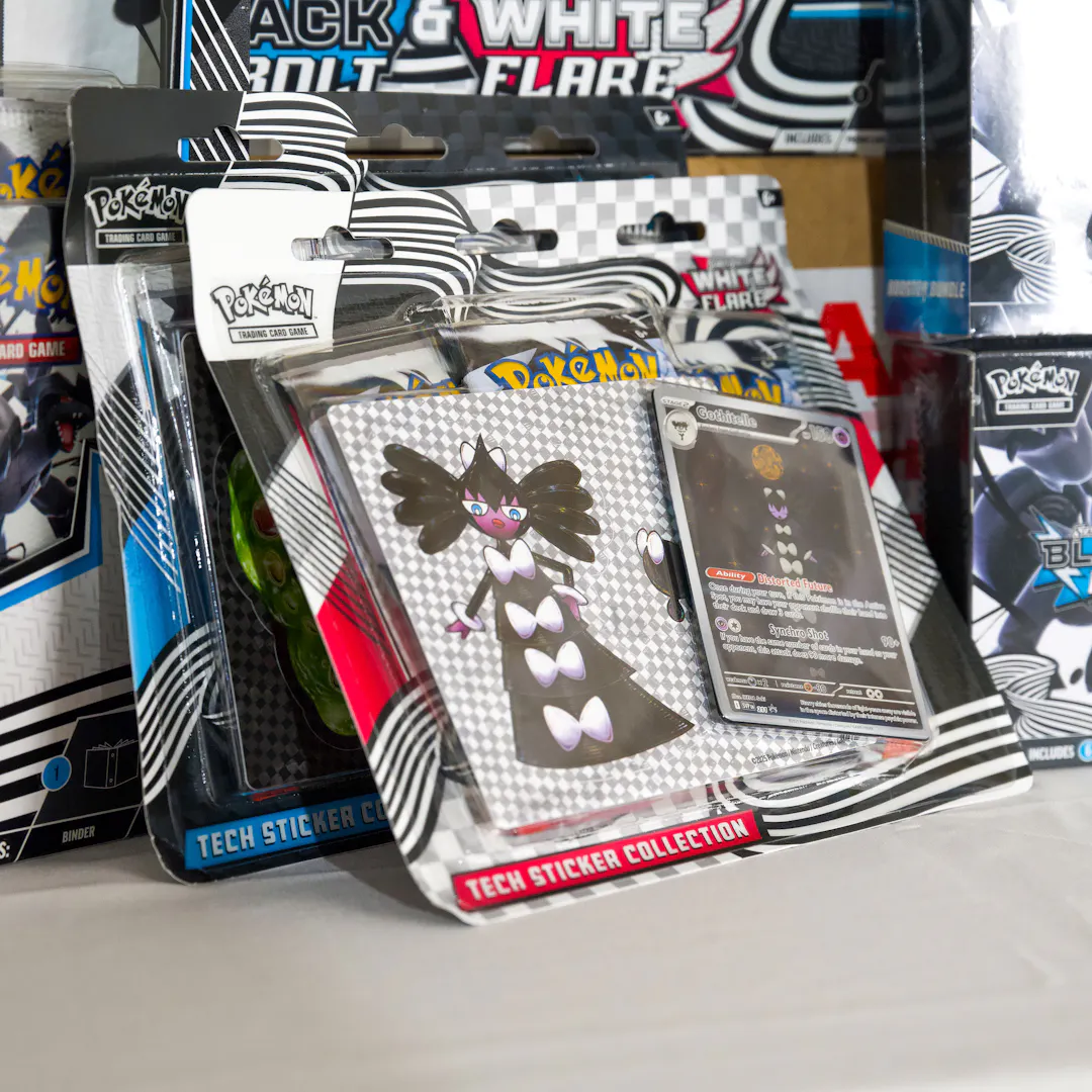 MEGA NEW AND SEALED POKEMON TCG BLACK BOLT & WHITE FLARE BUNDLE