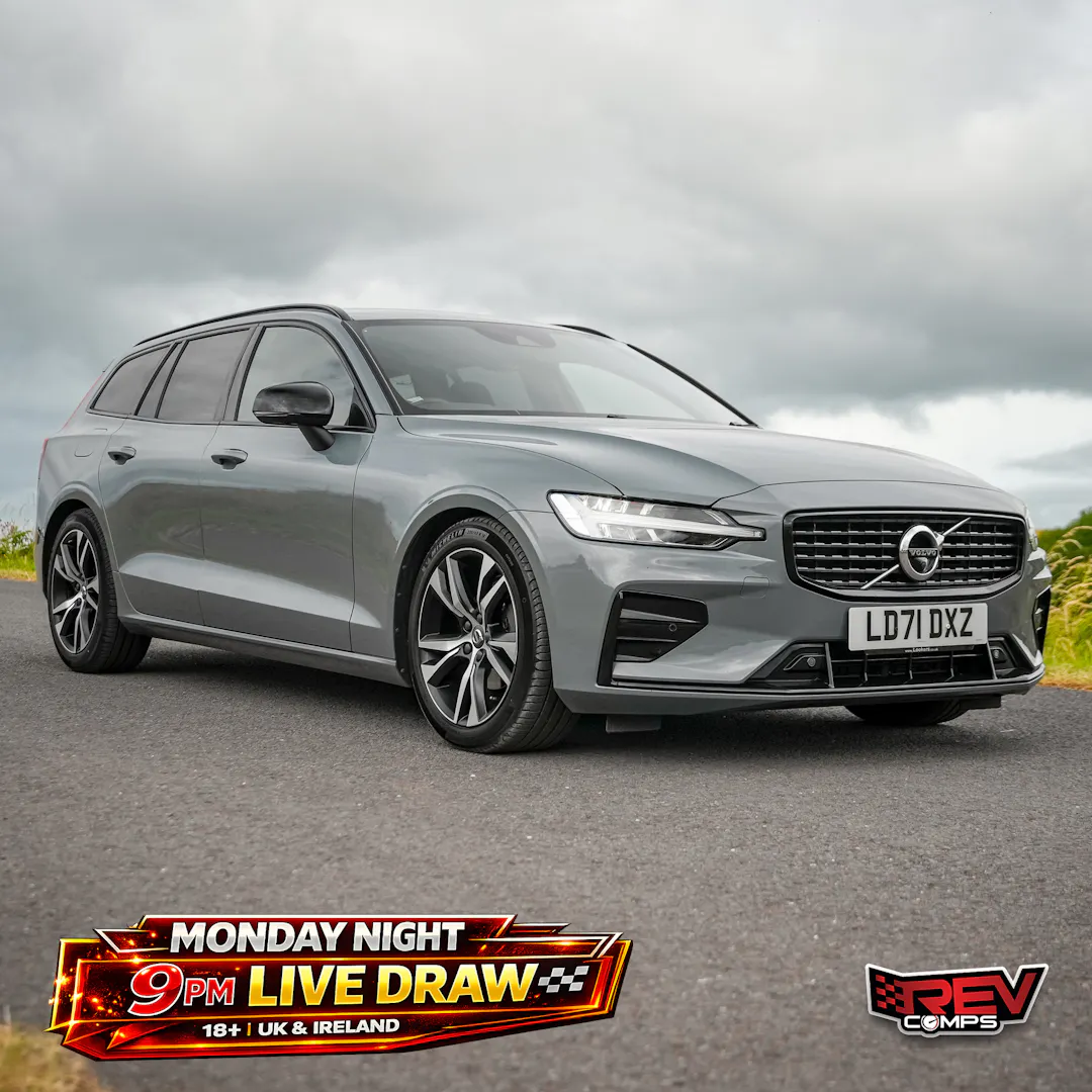 2021 Volvo V60 B4 MHEV R Design Estate + £3000