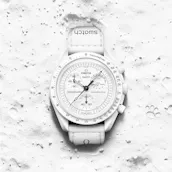 Swatch X OMEGA SNOOPY WHITE MISSION TO THE MOONPHASE