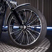 2026 HARLEY DAVIDSON BREAKOUT + £1000 OR £15,000